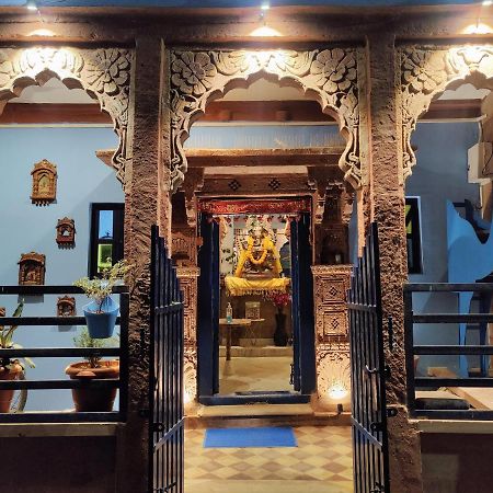 Aura B&B - The Haveli Homestay ジョードプル エクステリア 写真