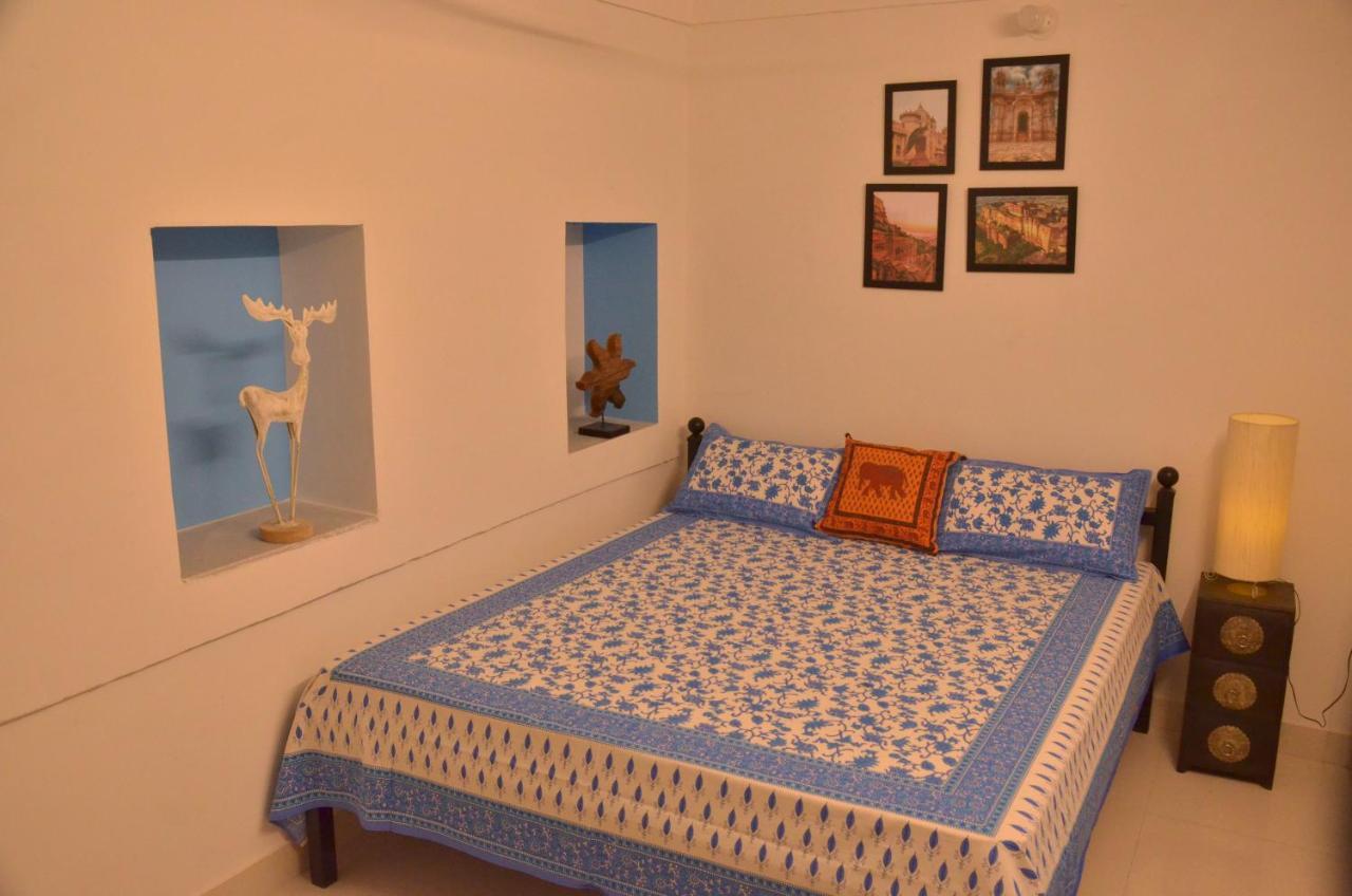 Aura B&B - The Haveli Homestay ジョードプル エクステリア 写真