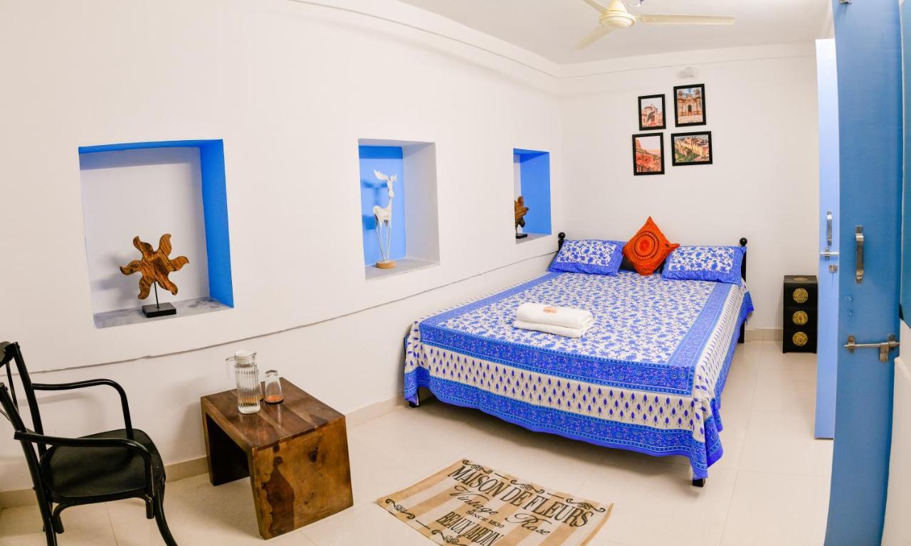 Aura B&B - The Haveli Homestay ジョードプル エクステリア 写真