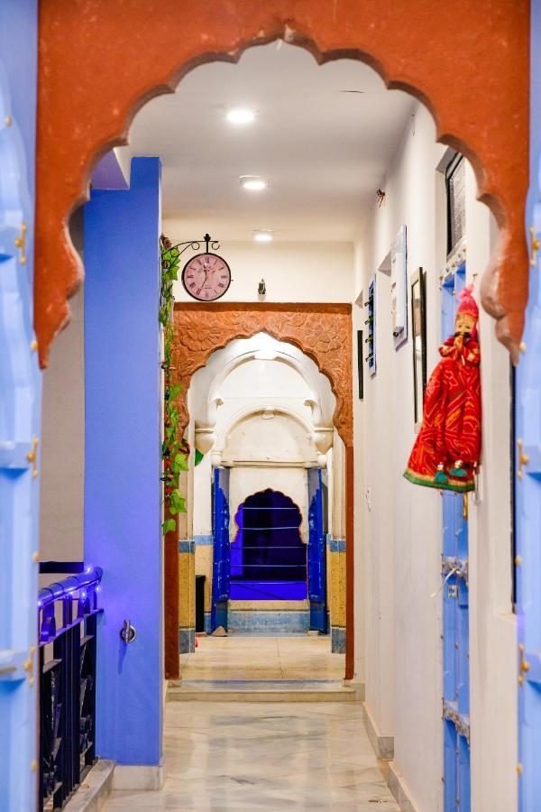 Aura B&B - The Haveli Homestay ジョードプル エクステリア 写真