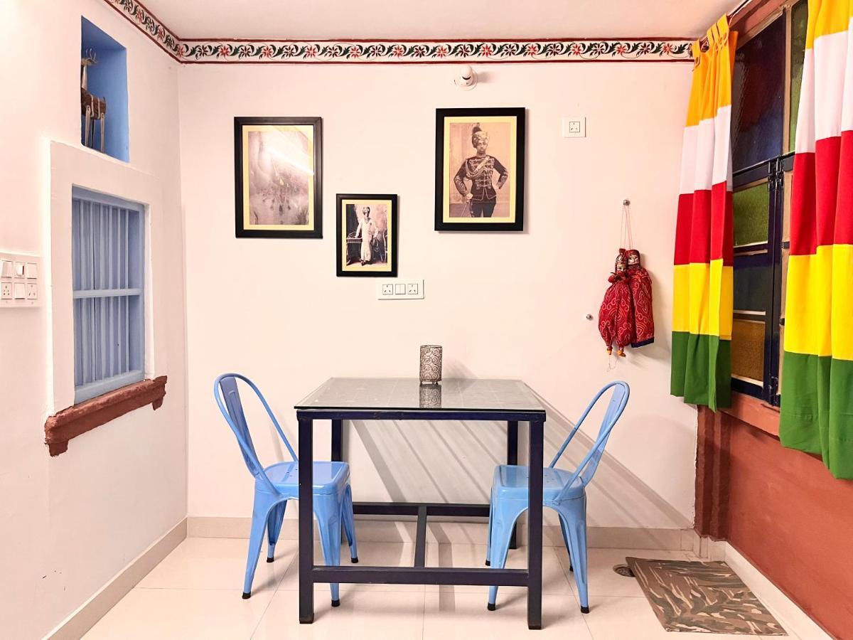 Aura B&B - The Haveli Homestay ジョードプル エクステリア 写真