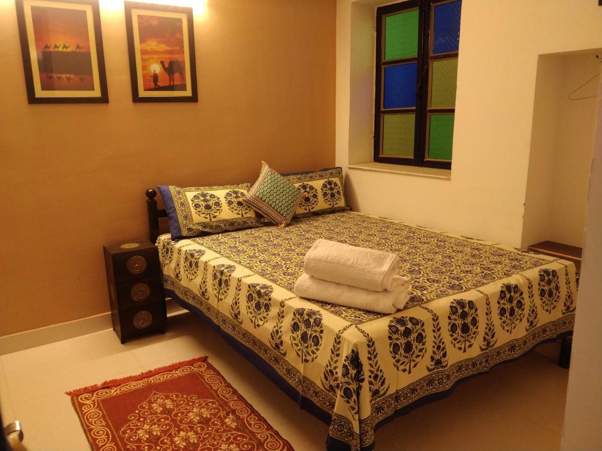 Aura B&B - The Haveli Homestay ジョードプル エクステリア 写真