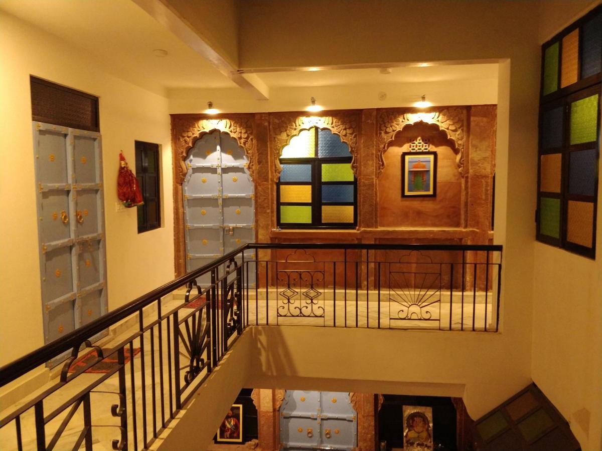 Aura B&B - The Haveli Homestay ジョードプル エクステリア 写真